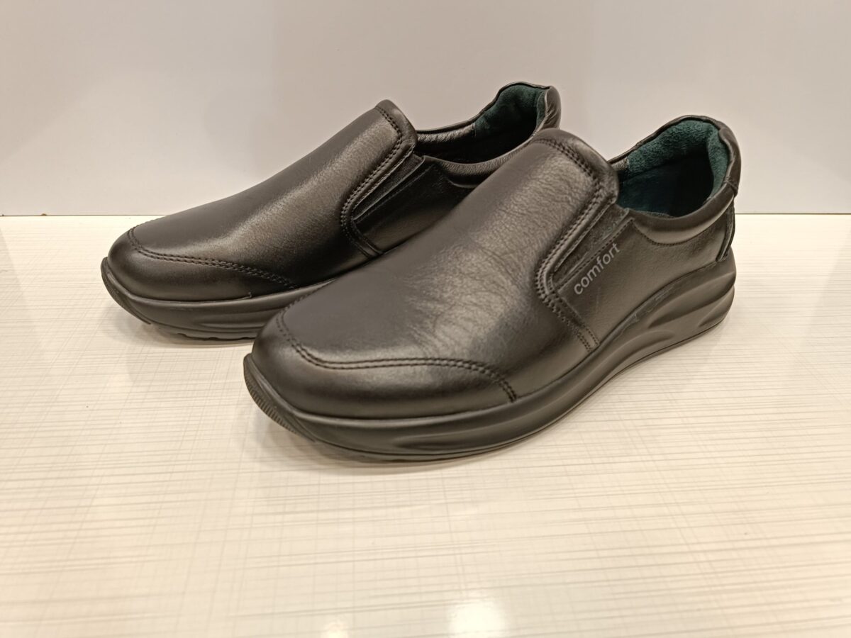 کفش راحتی چرم مدل اسنیچر 1 مشکی
